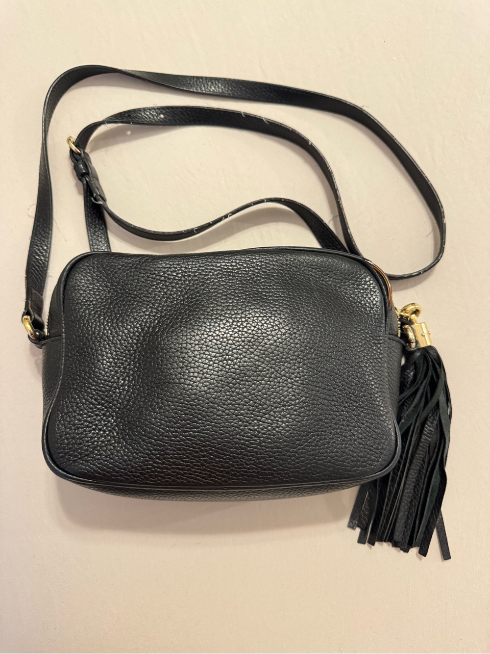 Gucci Soho Disco Black Pebbled Leather Crossbody Bag with Tassel Authentic - Picture 2 of 9